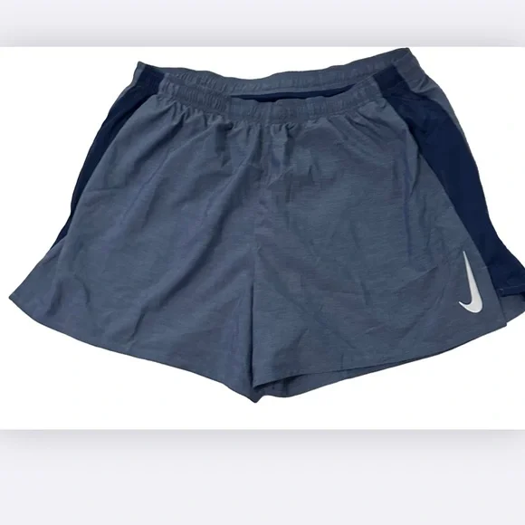 Women’s blue Nike shorts - Picture 5 of 5
